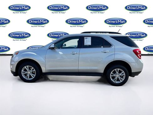 Used 2017 Chevrolet Equinox LT w/ Convenience Package AWD/4WD image 4