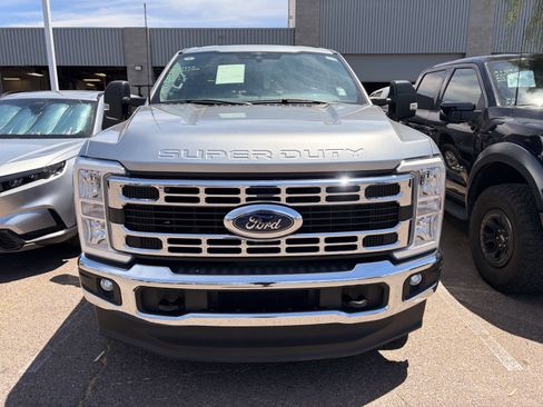 Used 2023 Ford F250 XLT w/ FX4 Off-Road Package AWD/4WD image 2