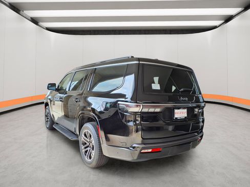 New 2026 Jeep Grand Wagoneer 2WD image 4