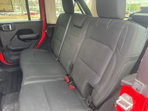Used 2018 Jeep Wrangler Unlimited Sport S image 21