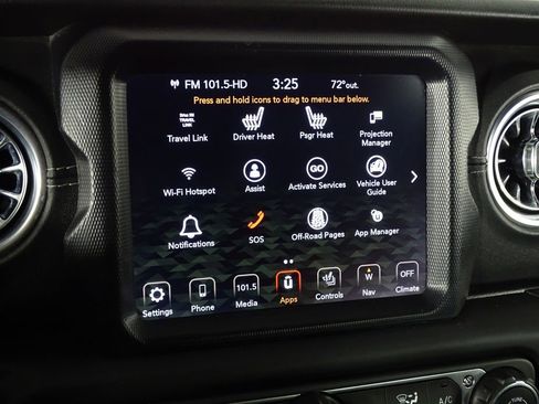 Used 2018 Jeep Wrangler Unlimited Sahara image 34