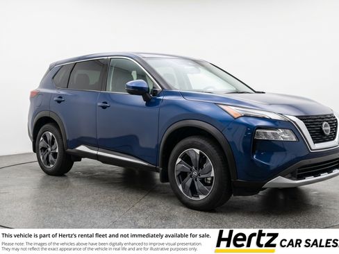 Used 2025 Nissan Rogue SV FWD image 1