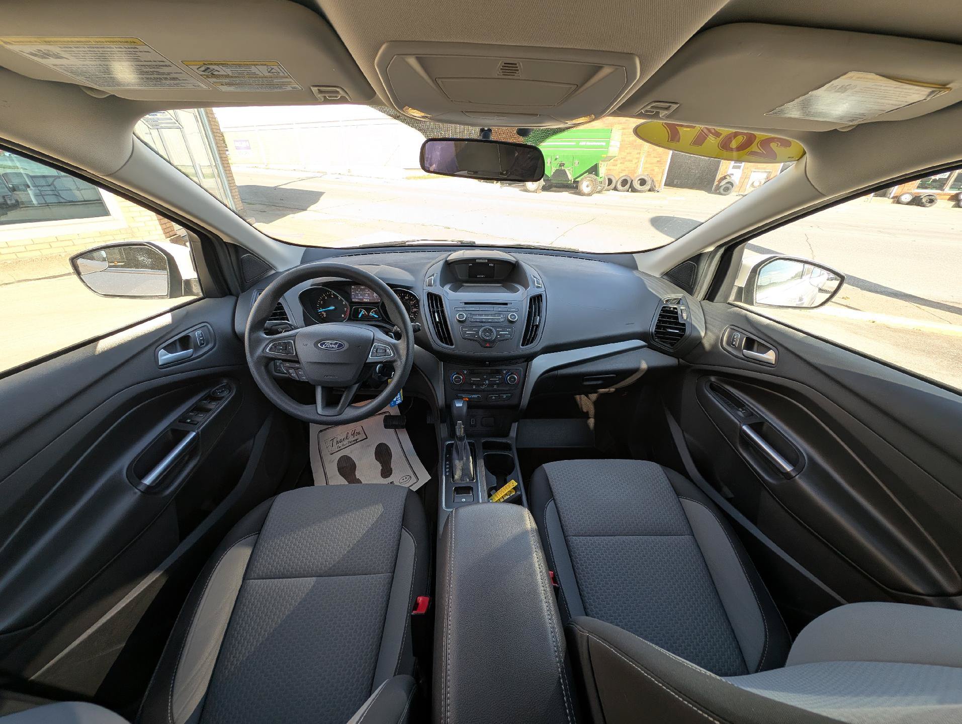 Used 2017 Ford Escape SE FWD image 33