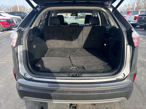 Used 2022 Ford Edge SEL w/ Convenience Package image 13
