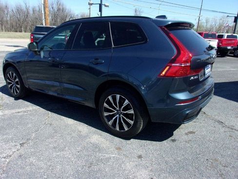 Used 2024 Volvo XC60 B5 Core image 8