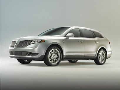 Used 2013 Lincoln MKT AWD