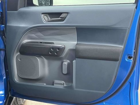 Used 2025 Ford Maverick XL FWD image 29