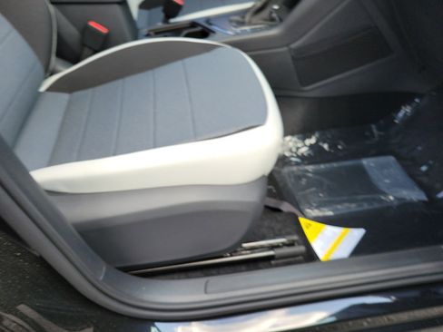 New 2026 Volkswagen Taos S FWD image 7