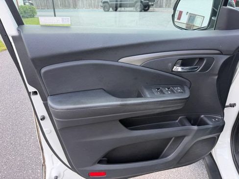 Used 2018 Honda Pilot EX-L image 10