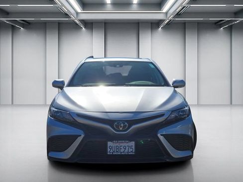 Used 2023 Toyota Camry SE w/ Audio Upgrade Package FWD image 2
