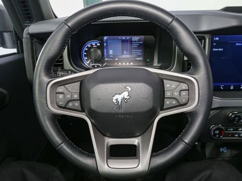 Used 2024 Ford Bronco Big Bend w/ Sasquatch Package AWD/4WD image 27