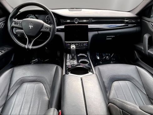 Used 2022 Maserati Quattroporte Modena RWD image 7