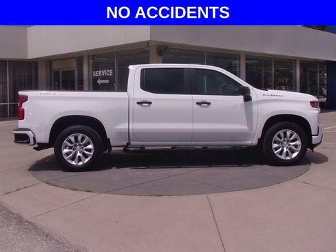 Used 2021 Chevrolet Silverado 1500 Custom AWD/4WD image 2