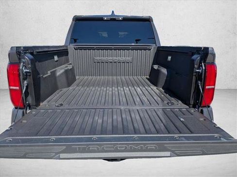 Certified 2025 Toyota Tacoma SR5 AWD/4WD image 6