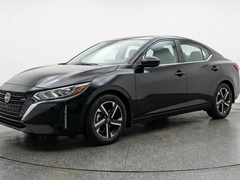 Used 2025 Nissan Sentra SV FWD image 3