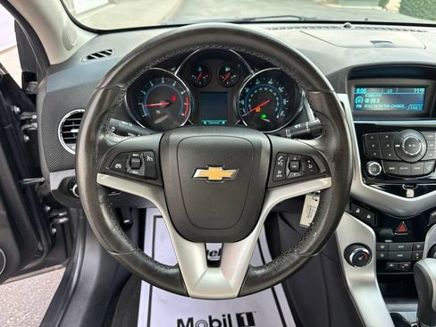 Used 2011 Chevrolet Cruze LTZ FWD image 17