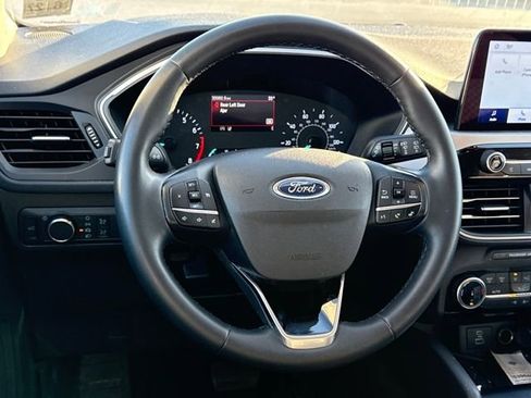 Used 2022 Ford Escape SE w/ Convenience Package image 13