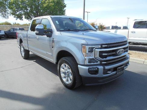 Certified 2021 Ford F250 Platinum w/ FX4 Off-Road Package AWD/4WD image 2