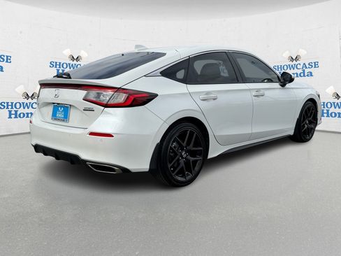 Used 2024 Honda Civic Sport Touring image 7