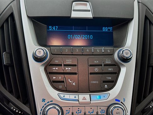 Used 2013 Chevrolet Equinox LS image 18