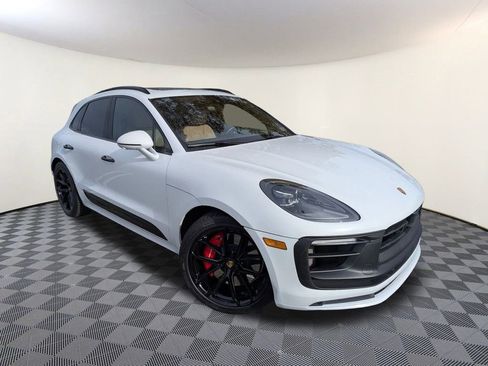 Used 2022 Porsche Macan GTS image 1