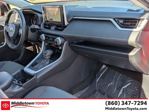 Certified 2025 Toyota RAV4 XLE AWD/4WD image 35