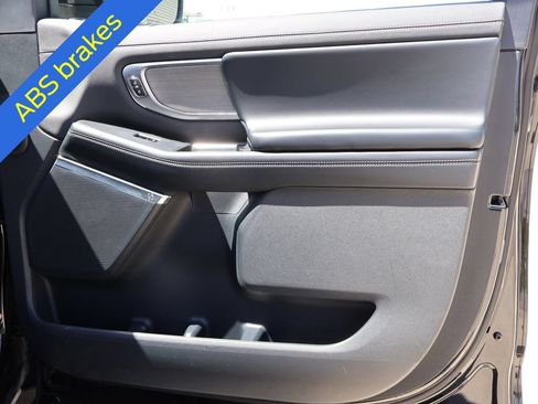 Certified 2025 Ford Expedition Max Platinum AWD/4WD image 9