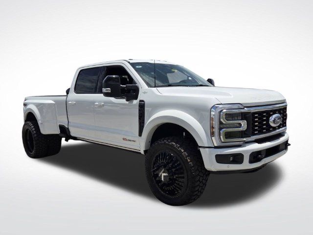 New 2026 Ford F450 Platinum w/ FX4 Off-Road Package AWD/4WD image 1