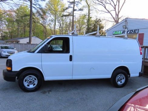 Used 2016 GMC Savana 2500 RWD image 8