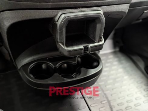 Used 2025 RAM ProMaster 2500 w/ Convenience Group FWD image 25