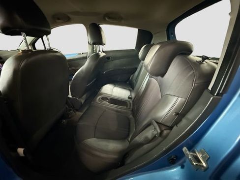 Used 2015 Chevrolet Spark LT image 23