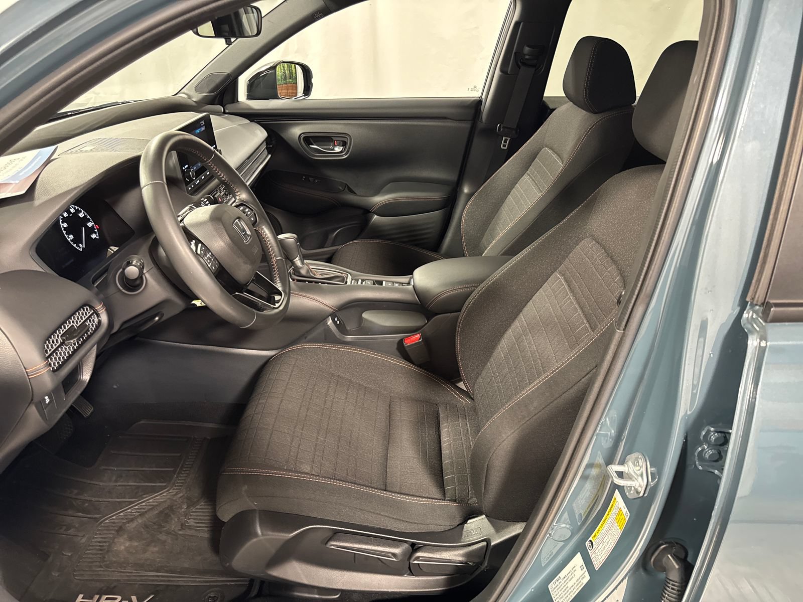 Certified 2024 Honda HR-V Sport image 3