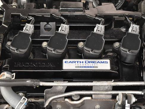 Used 2017 Honda Civic EX-T image 4