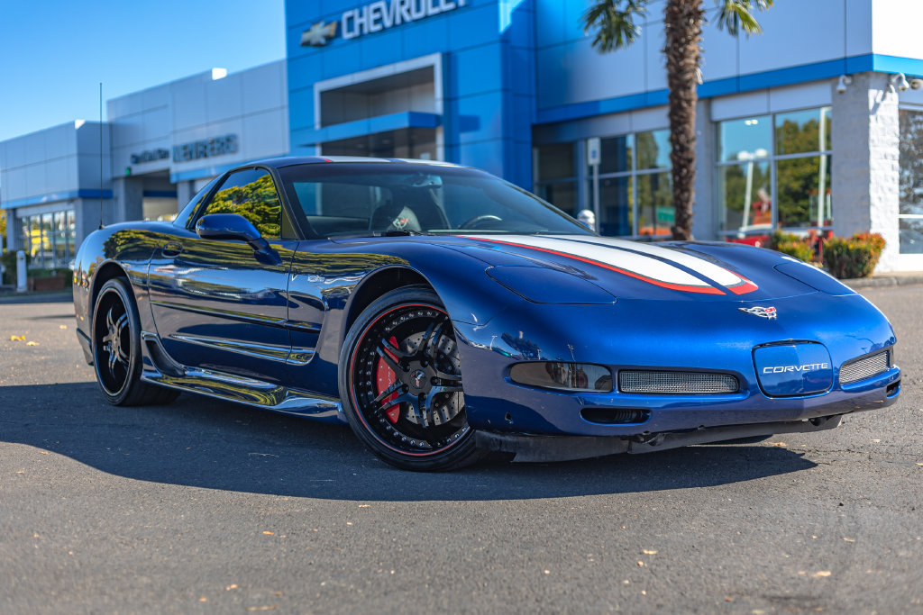 Used 2004 Chevrolet Corvette Z06 w/ Z06 Preferred Equipment Group RWD image 1