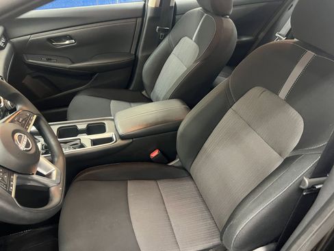 Used 2025 Nissan Sentra SV image 22