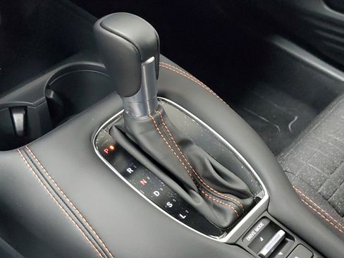 Certified 2026 Honda HR-V Sport image 34