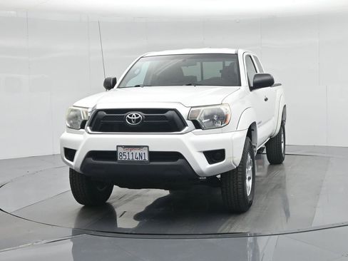 Used 2014 Toyota Tacoma PreRunner image 51