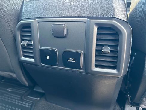 Used 2018 Ford F150 XLT w/ Equipment Group 302A Luxury AWD/4WD image 30