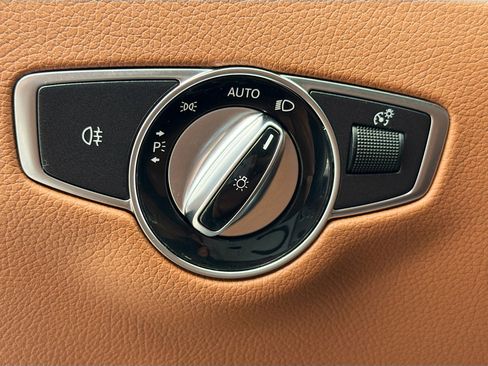 Used 2023 Mercedes-Benz E 450 E 450 image 33