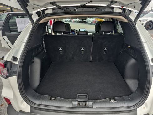 Certified 2020 Ford Escape SE Sport image 16