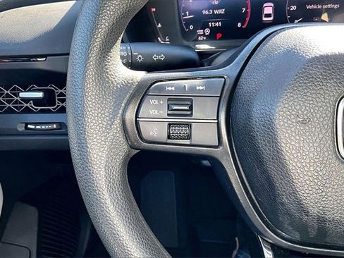 Used 2024 Honda Accord EX image 11