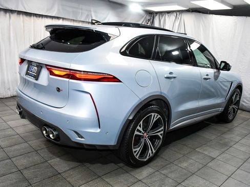 Used 2022 Jaguar F-PACE SVR AWD/4WD image 6