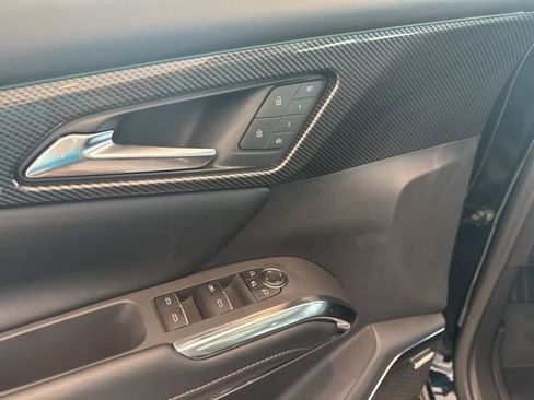 New 2025 Chevrolet Traverse High Country w/ LPO, Floor Liner Package image 30