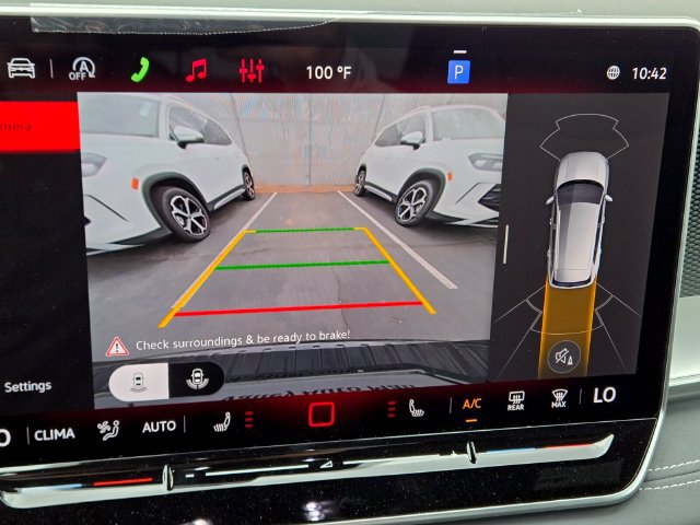 New 2026 Volkswagen Tiguan SE R-Line FWD image 13