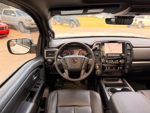 Used 2023 Nissan Titan PRO-4X w/ Pro-4x Convenience Package AWD/4WD image 38