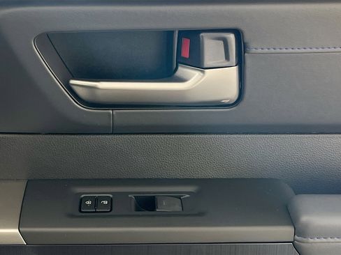 New 2026 Toyota Tundra Platinum AWD/4WD image 32