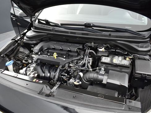 Used 2022 Hyundai Accent SE image 28