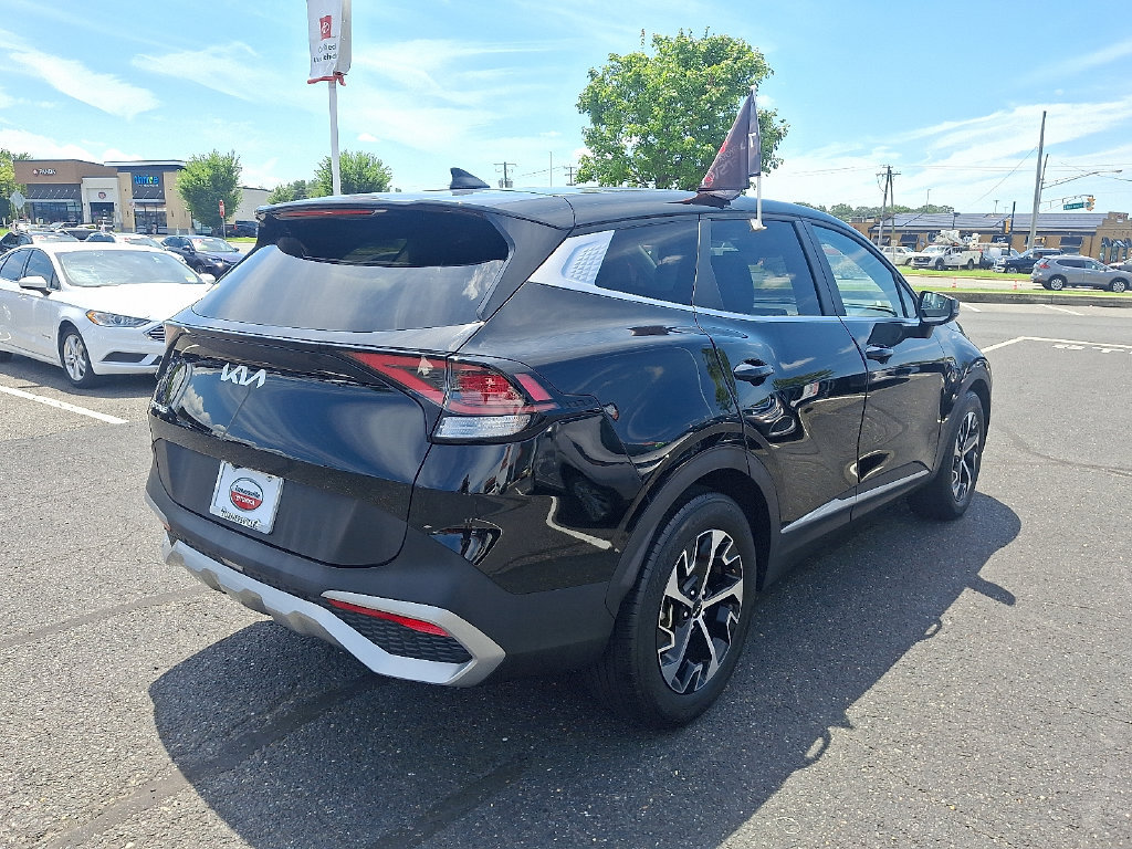 Used 2023 Kia Sportage EX FWD image 6