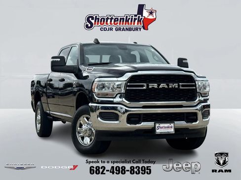 Used 2024 RAM 3500 Tradesman w/ Chrome Appearance Group AWD/4WD image 1