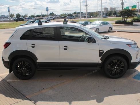 New 2025 Mitsubishi Outlander Sport AWD image 6